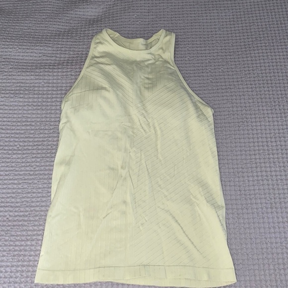 High neck workout top - Picture 1 of 3